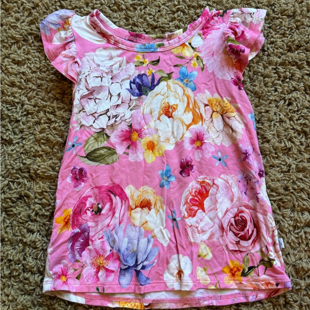 Posh Peanut Pink Floral Short Sleeve Tee